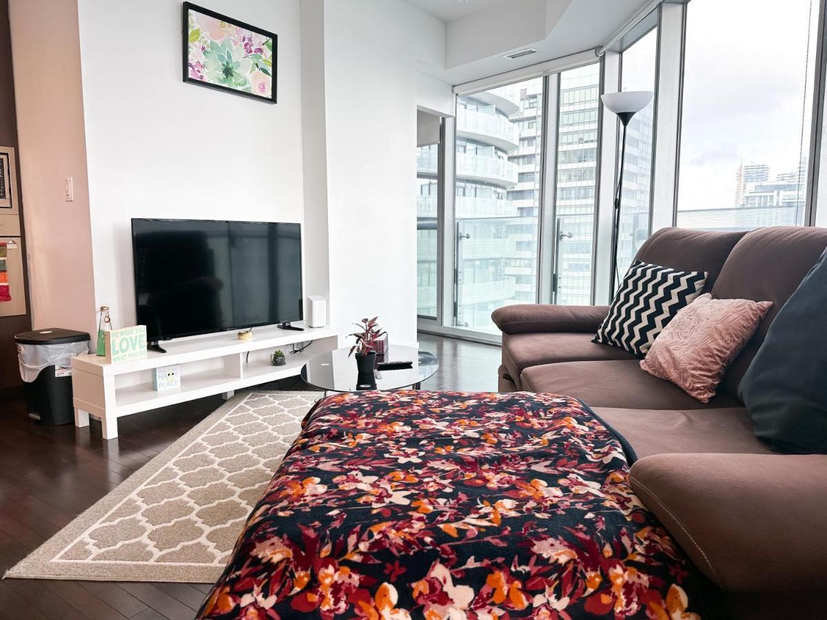 Luxury 2 Bedrooms With Lakeview Cn Tower Entertainment District Rogers Centre Toronto Eksteriør bilde